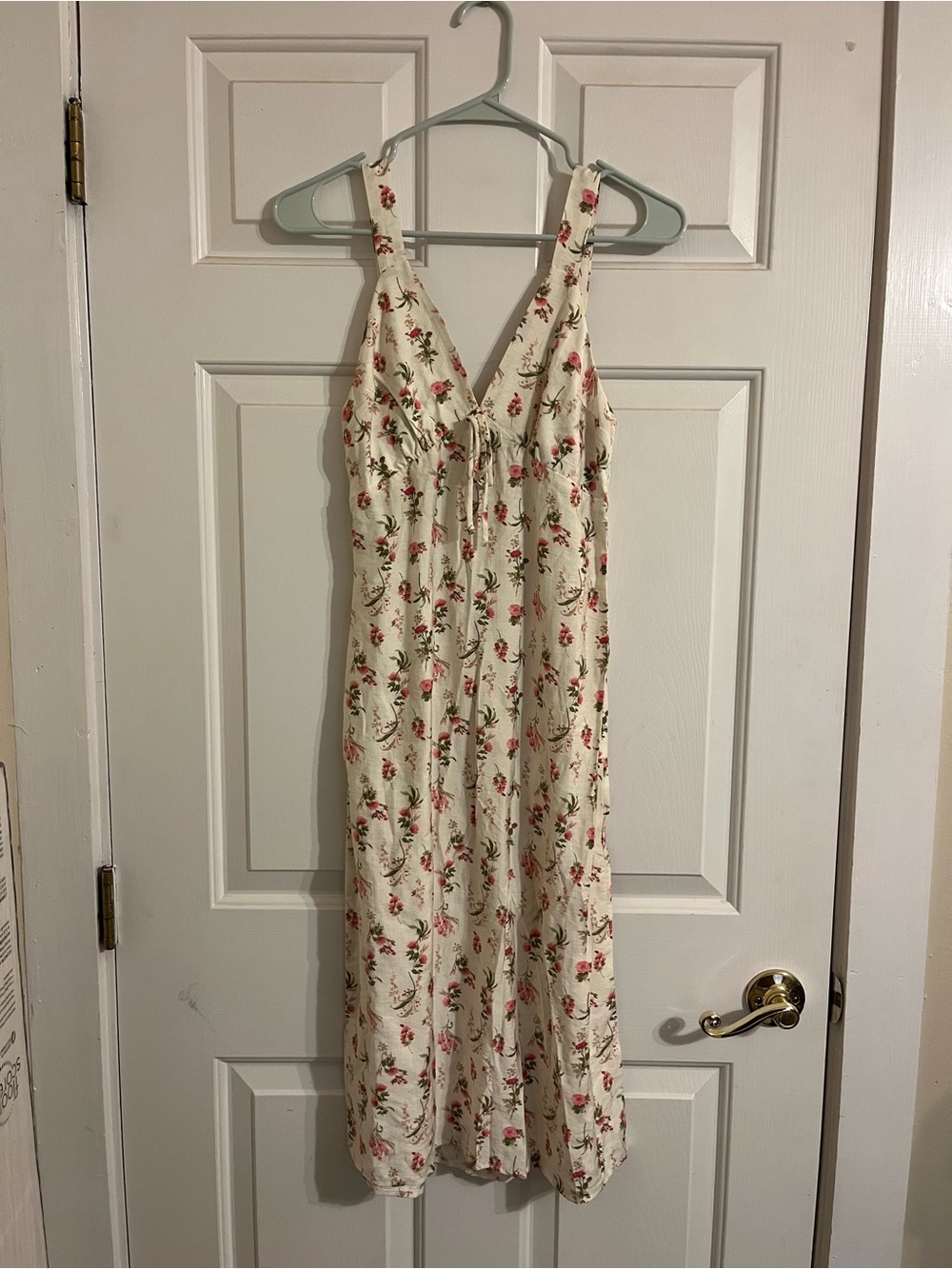 Cream Floral Linen Material Dress (new w/o tags)